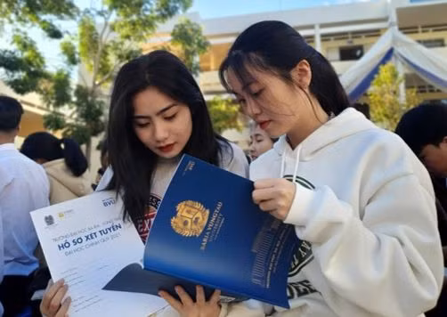 Học thật, thi thật