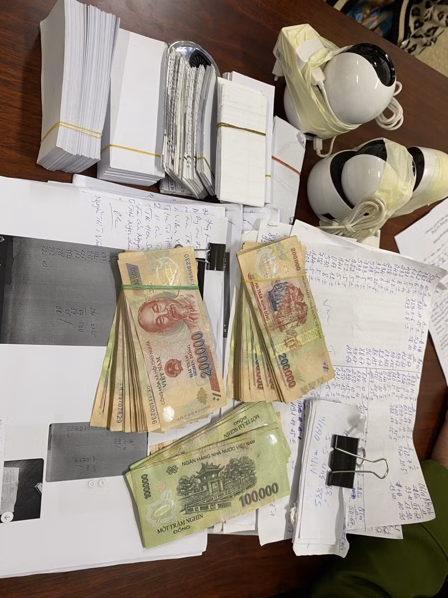 Tang vật của vụ án.