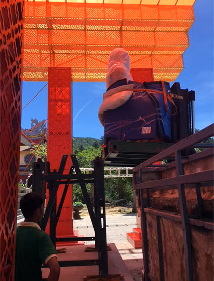 chuyen-it-biet-ve-tuong-phat-ngoc-lon-nhat-the-gioi-2