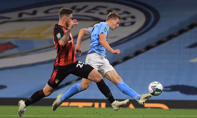 Delap mở tỷ số cho Man City ở phút 18.