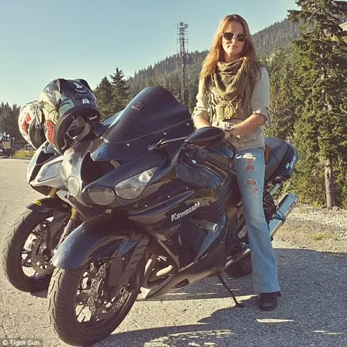 Cựu người mẫu 