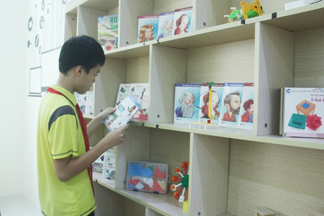 Góc đọc sánh của phòng Lab STEM