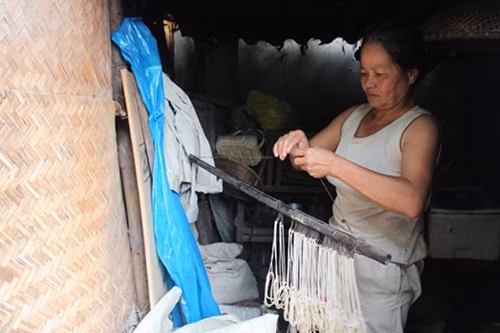 Những bí mật về người đàn bà hơn 40 năm vớt xác trên sông Hồng