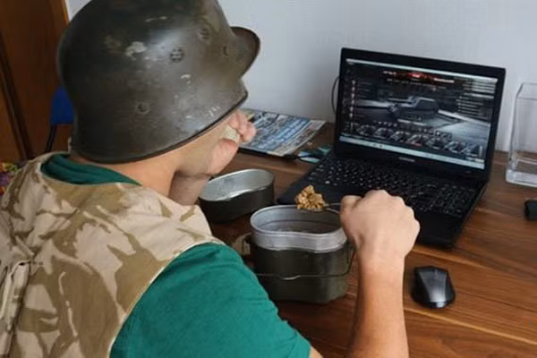 cuoi-te-ghe-3-4-xau-trai-moi-phai-ton-tien-cua-gai-4