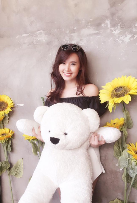 Midu lên tiếng khi rộ tin thiếu gia Phan Thành yêu hot girl Salim - Ảnh 3 Midu len tieng khi ro tin thieu gia Phan Thanh yeu hot girl Salim - Anh 3