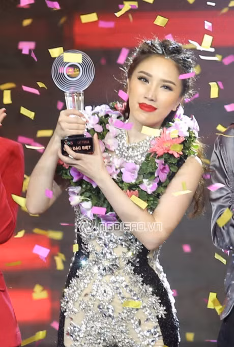 Diem trung hop thu vi giua Quan quan The Remix 2015, 2016 va 2017 - Anh 1