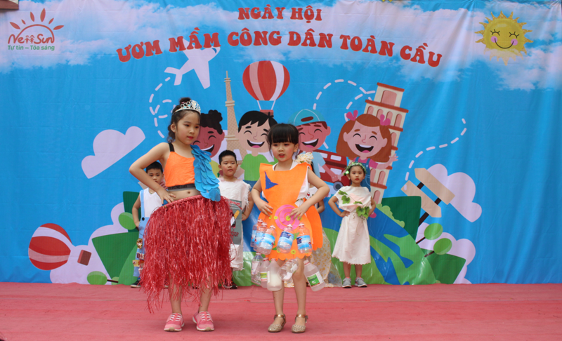 Màn biểu diễn thời trang gửi thông điệp ý nghĩa về bảo vệ môi trường của các bé New Sun đã giành giải đặc biệt trong cuộc thi “Tài năng nhí - Nghệ sĩ nhí”.