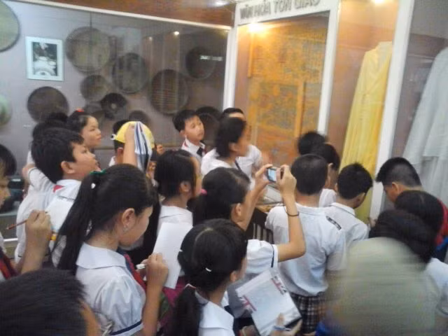 Học sinh hào hứng khám phá trong các giờ ngoại khóa.