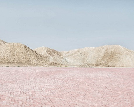 Để chụp đợc những bức ảnh vắng lặng ở miền quê, Bence thấy khá đơn giản.