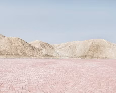 Để chụp đợc những bức ảnh vắng lặng ở miền quê, Bence thấy khá đơn giản.