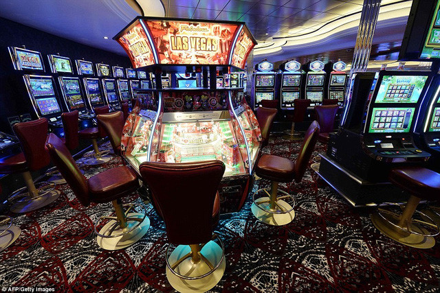 Khám phá siêu du thuyền lớn nhất hành tinh ảnh 7 Sòng bạc mô phỏng Las Vegas (Mỹ) cũng được tái hiện ngay trong du thuyền