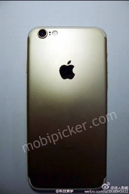 Rộ lại hình ảnh iPhone 7 với dải anten lạ