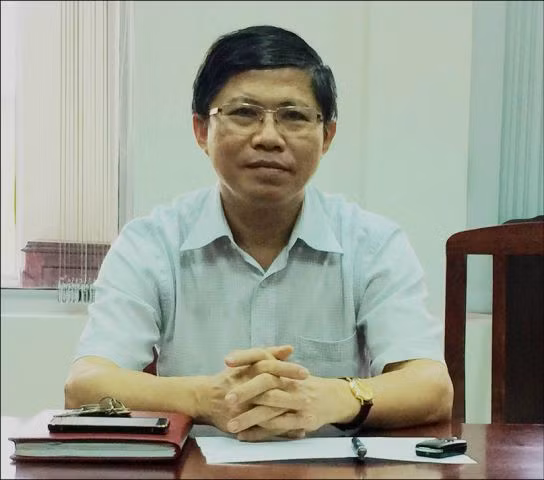 TS Phạm Văn Hùng