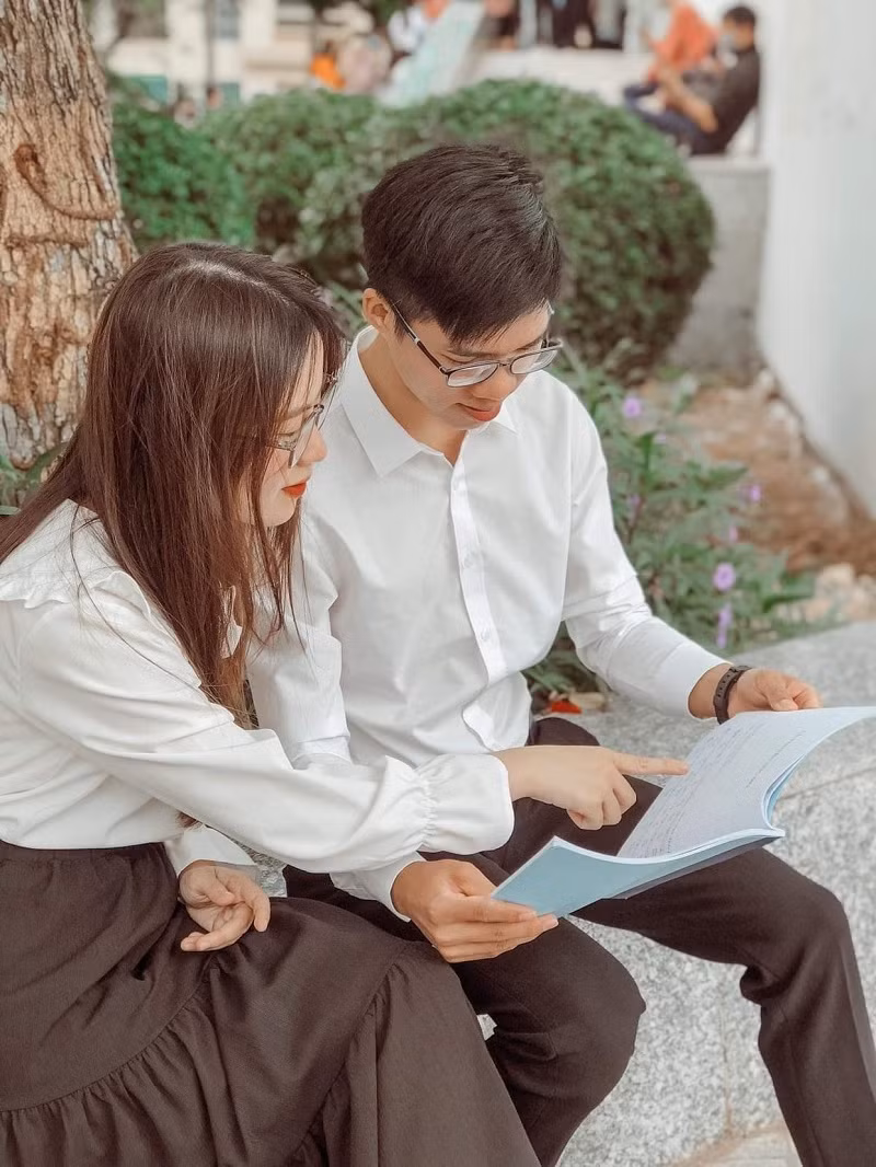 Sinh viên Trường ĐH Sư phạm Hà Nội. Ảnh chụp thời điểm chưa có dịch Covid-19 - NTCC