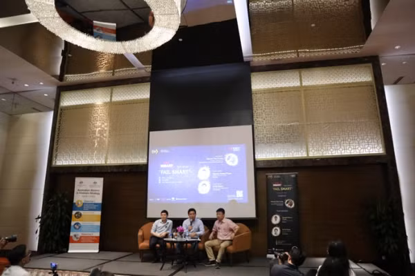 Thảo luận cùng các chuyên gia và chủ doanh nghiệp