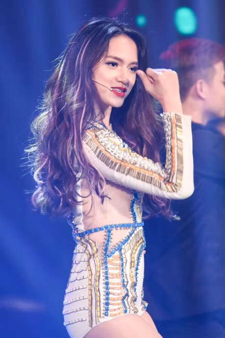 Bi Lam Chi Khanh mang 