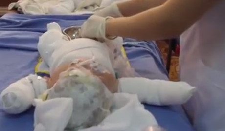 Bi kịch anh rể đòi yêu em vợ 13 tuổi, bị ngăn cấm nên thiêu sống cả nhà - Ảnh 1 Bi kich anh re doi yeu em vo 13 tuoi, bi ngan cam nen thieu song ca nha - Anh 1