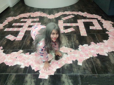 Cô gái TQ khiến mọi người sợ hãi vì khuôn mặt biến dị - Ảnh 6 Co gai TQ khien moi nguoi so hai vi khuon mat bien di - Anh 6