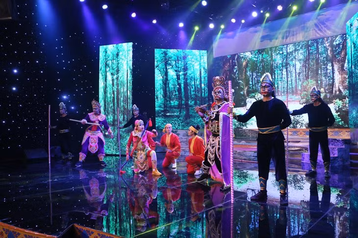 Dù kê là loại hình nghệ thuật diễn xướng độc đáo của đồng bào dân tộc Khmer Nam bộ.