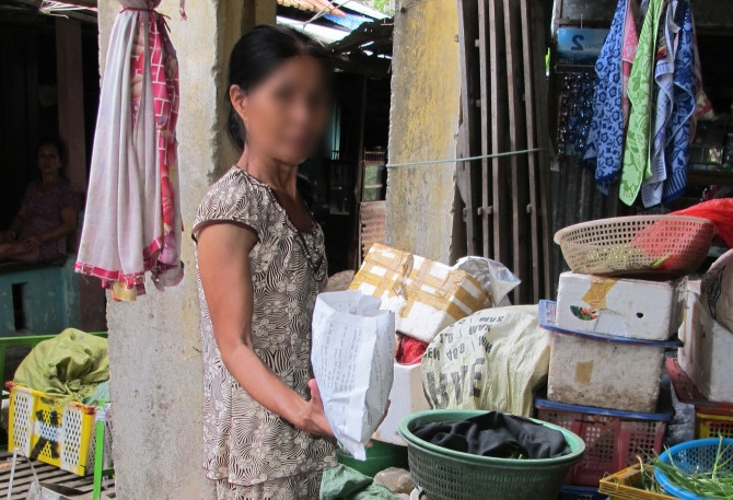 Ngày giả ngu ngơ, đêm khỏa thân đột nhập nhà chỉ có phụ nữ - Ảnh 2 Ngày giả ngu ngơ, đêm khỏa thân đột nhập nhà chỉ có phụ nữ - Ảnh 2