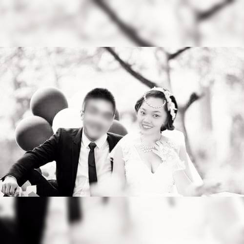 Chú rể qua đời vì tai nạn giao thông, cô dâu vẫn tổ chức đám cưới một mình - Ảnh 1. Chú rể qua đời vì tai nạn giao thông, cô dâu vẫn tổ chức đám cưới một mình - Ảnh 1.