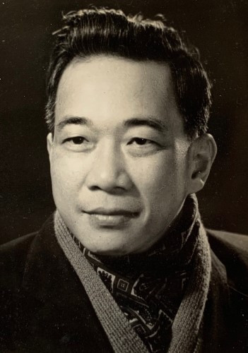 Nhà thơ Tố Hữu.