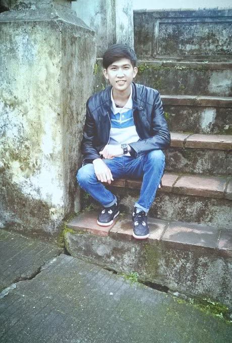 Nam sinh dien trai truong Y dot nhien liet nua nguoi vi can benh quai ac - Anh 2