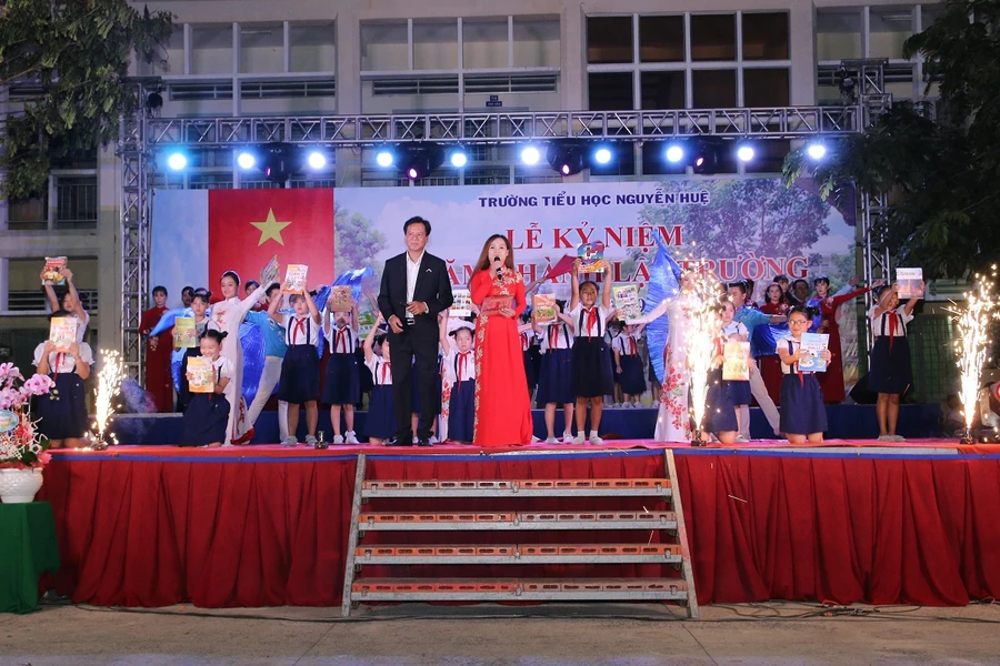Tiền Giang: Trường TH Nguyễn Huệ kỷ niệm 60 năm thành lập