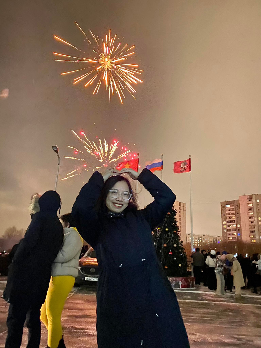 Nguyễn Thị Hà, sinh viên ngành Giáo dục Tiểu học, Trường Đại học Sư phạm Quốc gia Mát-xcơ-va (Liên bang Nga) đã có 4 năm đón Tết xa quê. Ảnh: NVCC