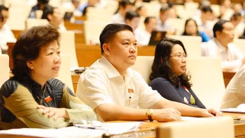 lương hưu, bảo hiểm xã hội