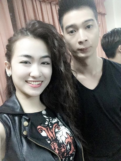 Ngắm nữ DJ “nóng bỏng” của đội Sơn Tùng ảnh 10 Ngắm nữ DJ “nóng bỏng” của đội Sơn Tùng ảnh 10