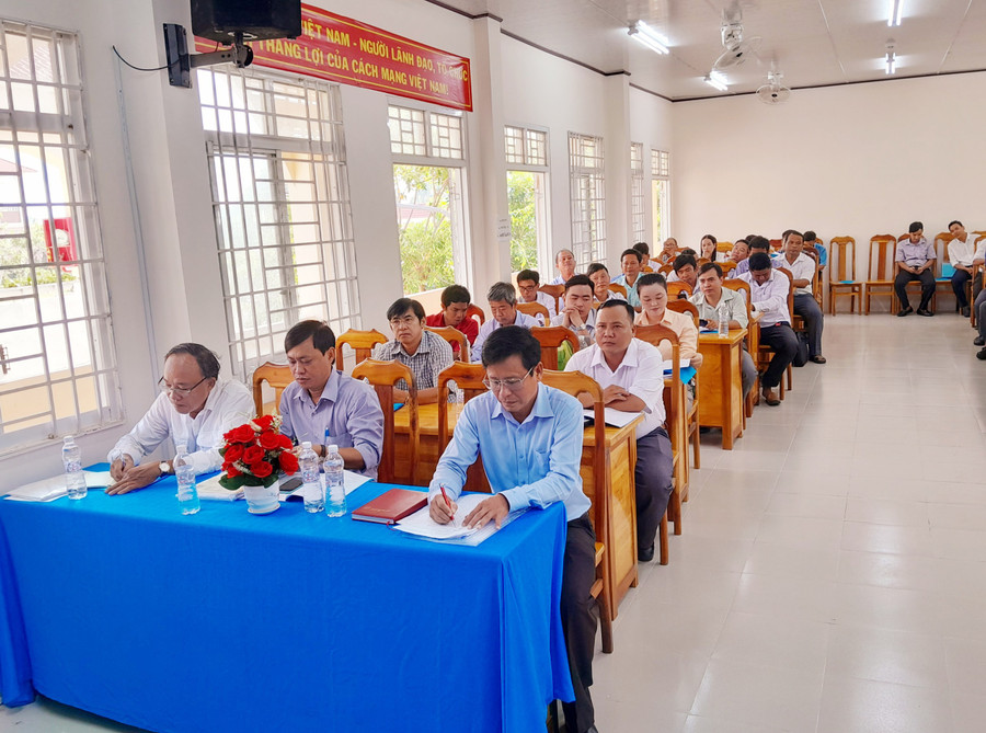 Đại biểu tham dự hội nghị.