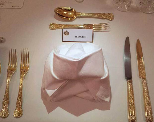 Khám phá hậu trường tổ chức tiệc tại Điện Buckingham ảnh 3