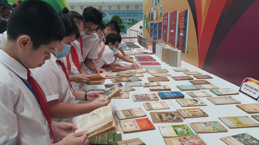 Giáo viên cần linh động trong việc sử dụng sách cho phù hợp với học sinh.