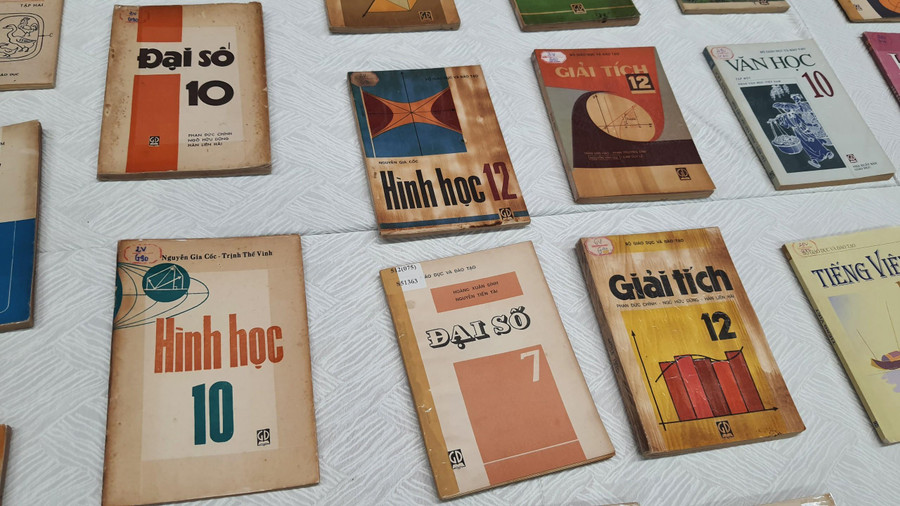 Việc tái sử dụng sách giáo khoa là cần thiết với bất kể nền giáo dục nào.