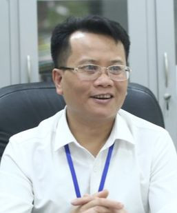 Thầy Nguyễn Hữu Thanh. Thầy Nguyễn Hữu Thanh.