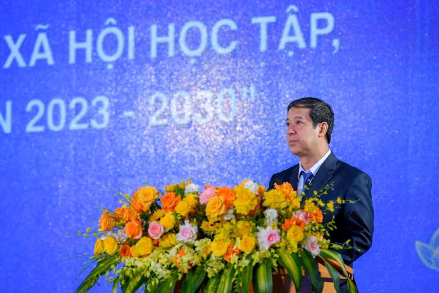 Bộ trưởng Bộ GD&amp;ĐT Nguyễn Kim Sơn phát biểu hưởng ứng phát động của Thủ tướng Chính phủ.