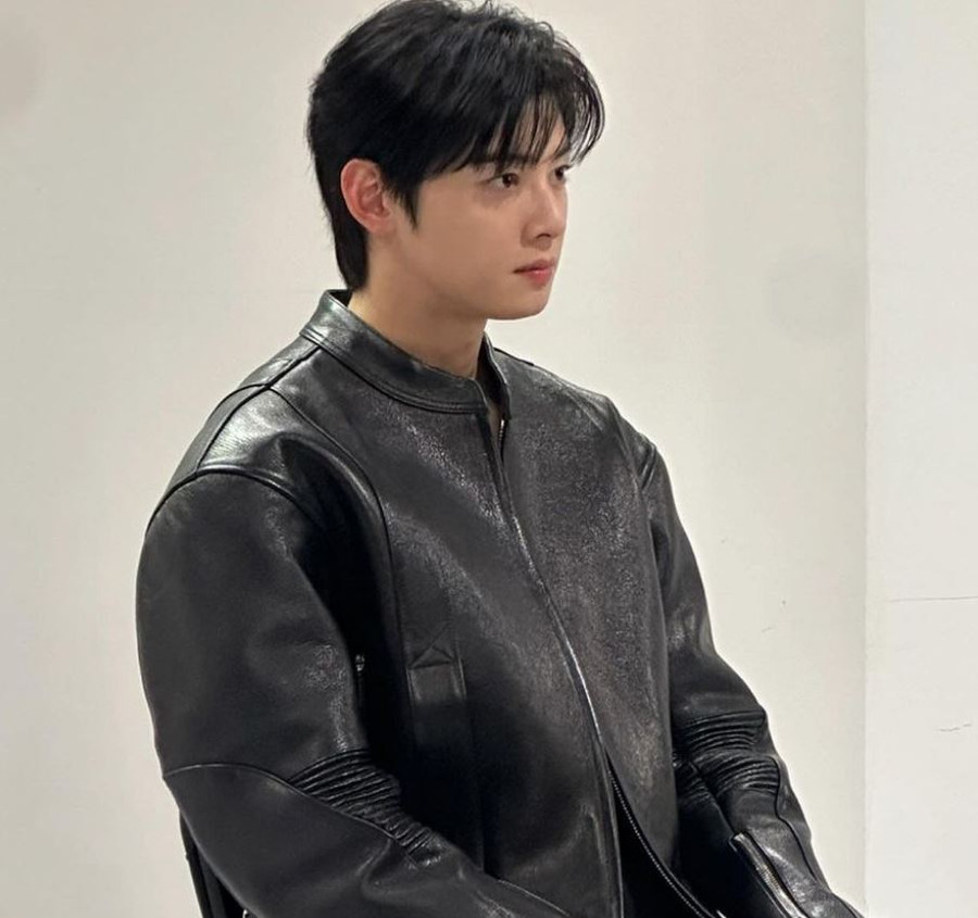 Cha Eun Woo đứng ở vị trí thứ 4 khi nhận được 29.360 phiếu bầu trong cuộc bình chọn. Cha Eun Woo đứng ở vị trí thứ 4 khi nhận được 29.360 phiếu bầu trong cuộc bình chọn.