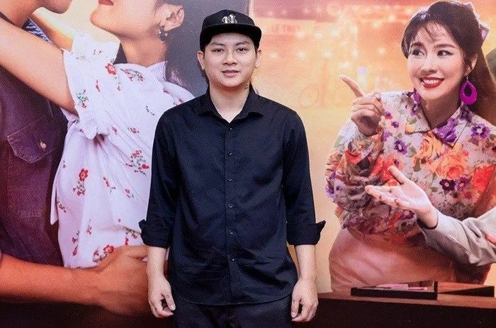 Hoài Lâm hiếm hoi tham dự sự kiện giải trí sau thời gian ở ẩn. Hoài Lâm hiếm hoi tham dự sự kiện giải trí sau thời gian ở ẩn.