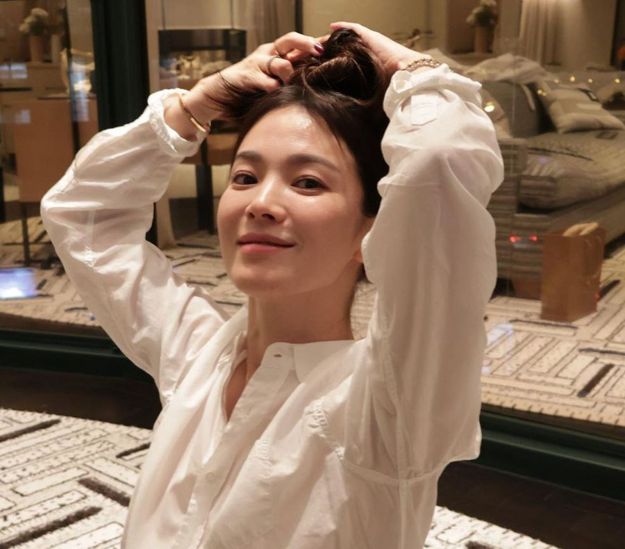 Song Hye Kyo nhận được 59.599 phiếu bầu trong cuộc bình chọn và đứng ở vị trí thứ 3 chung cuộc. Song Hye Kyo nhận được 59.599 phiếu bầu trong cuộc bình chọn và đứng ở vị trí thứ 3 chung cuộc.