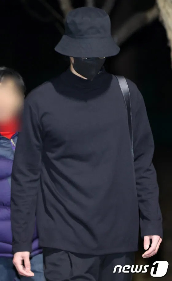 Jung Joon Young đã chính thức được ra tù. Jung Joon Young đã chính thức được ra tù.