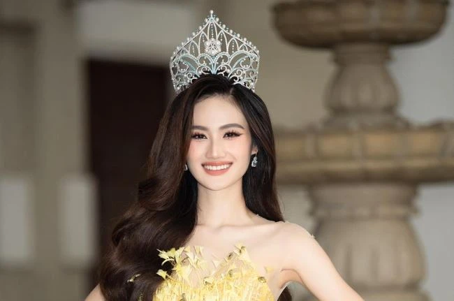 Động thái 'đặc biệt' của Hoa hậu Ý Nhi trước thông tin tham gia Miss World 