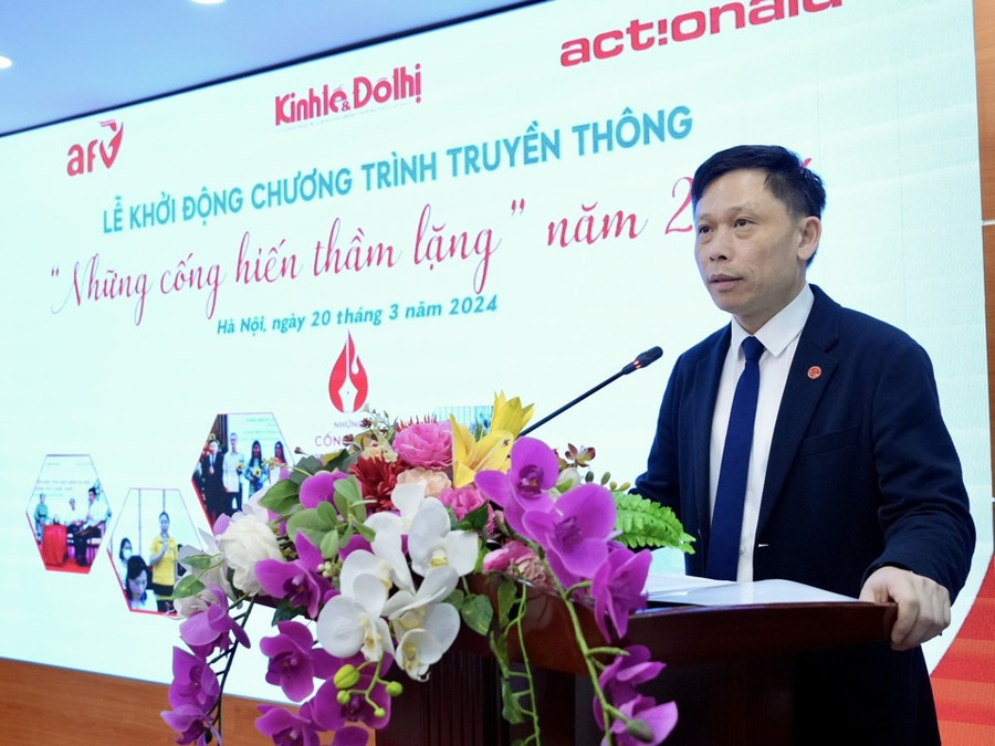 Tổng Biên tập Báo Kinh tế & Đô thị Nguyễn Thành Lợi phát biểu tại Lễ khởi động Chương trình truyền thông “Những cống hiến thầm lặng” năm 2024. Tổng Biên tập Báo Kinh tế & Đô thị Nguyễn Thành Lợi phát biểu tại Lễ khởi động Chương trình truyền thông “Những cống hiến thầm lặng” năm 2024.