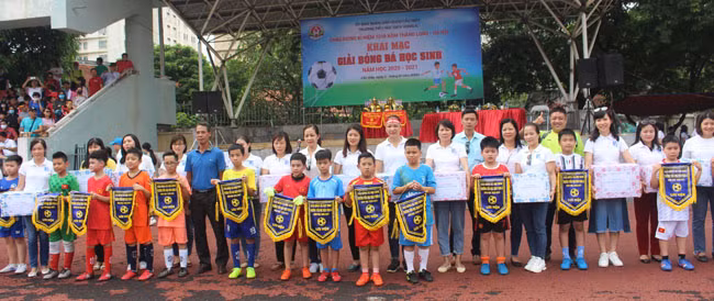 Theo kế hoạch, giải đấu sẽ diễn ra trong ngày khai mạc 11/10 và 18/10 sẽ là bán kết và chung kết.