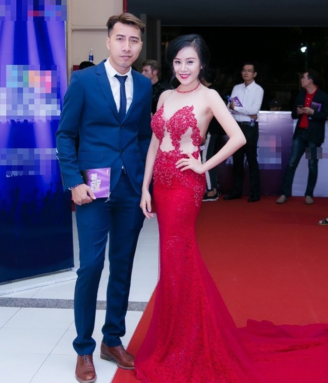 Mỹ nhân Việt "cướp" mọi ánh nhìn với khoảng hở tinh tế ảnh 3 Mỹ nhân Việt "cướp" mọi ánh nhìn với khoảng hở tinh tế ảnh 3