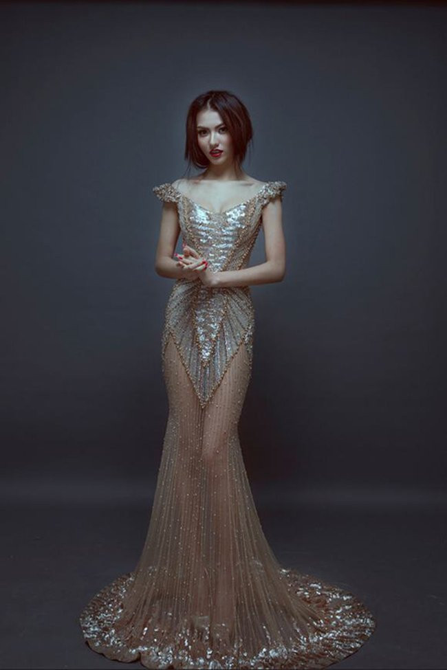 Mỹ nhân Việt "cướp" mọi ánh nhìn với khoảng hở tinh tế ảnh 17 Mỹ nhân Việt "cướp" mọi ánh nhìn với khoảng hở tinh tế ảnh 17