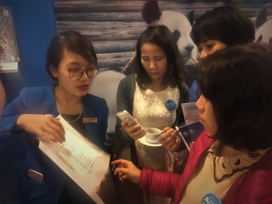 Rất nhiều phụ huynh tìm hiểu thông tin, chương trình học