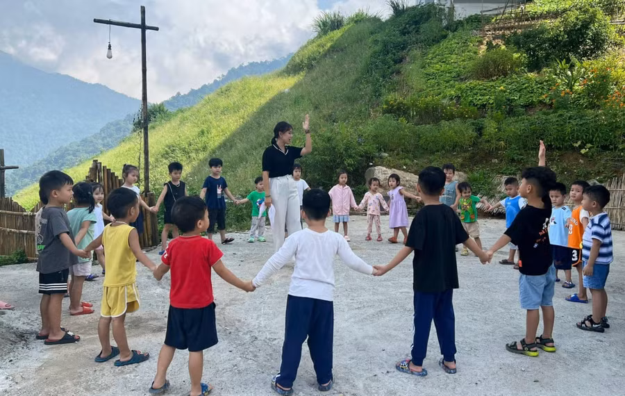 Giờ chơi của trẻ Trường Mầm non Tam Đảo (tỉnh Vĩnh Phúc). Ảnh: TG