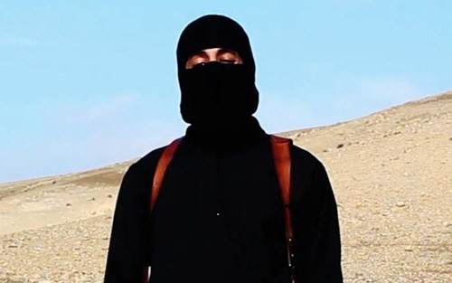 Jihadi John trong một đoạn video do IS đăng tải. Ảnh: BBC