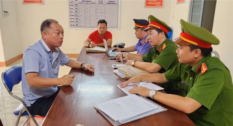 Cơ quan điều tra và Viện kiểm sát làm việc với Nguyễn Văn Nguyên.